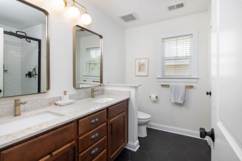 4904 W Liberty Park Circle North Charleston SC 29405