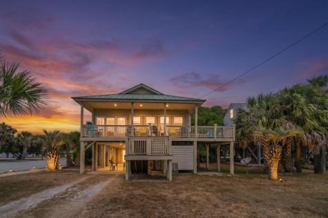 2708 Palmetto Boulevard Edisto Beach SC 29438