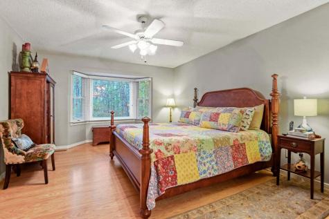 302 Summerset Lane Summerville SC 29483