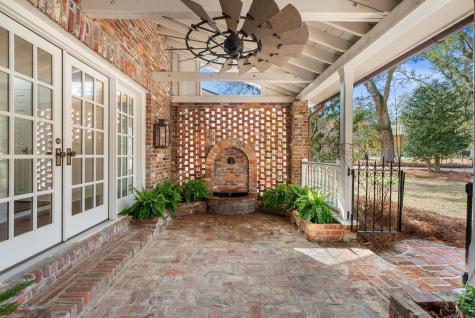 100 W Walker Drive Summerville SC 29483