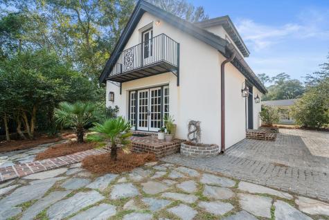 100 W Walker Drive Summerville SC 29483