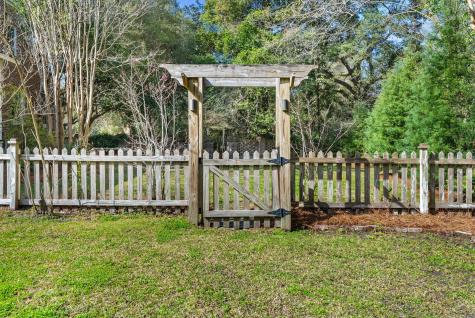 100 W Walker Drive Summerville SC 29483