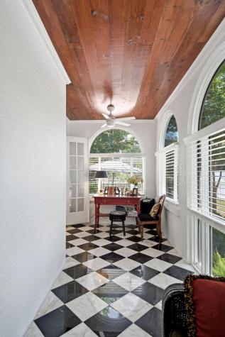 26 Limehouse Street Charleston SC 29401
