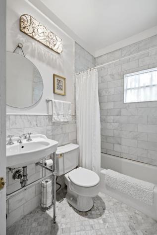 26 Limehouse Street Charleston SC 29401