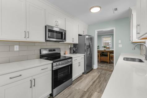 1313 Teal Avenue Charleston SC 29412