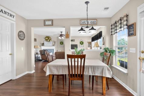 426 Dovetail Circle Summerville SC 29483