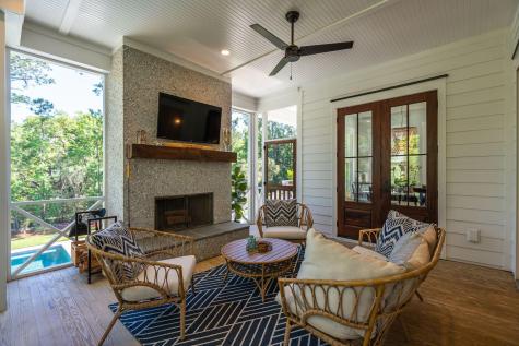 1443 Headquarters Plantation Drive Johns Island SC 29455
