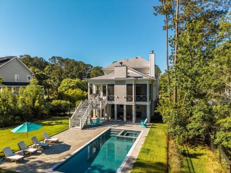 1443 Headquarters Plantation Drive Johns Island SC 29455