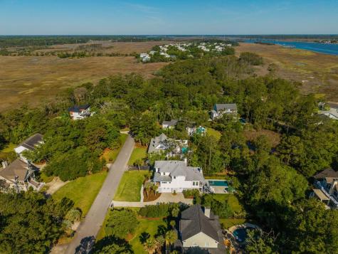 1443 Headquarters Plantation Drive Johns Island SC 29455