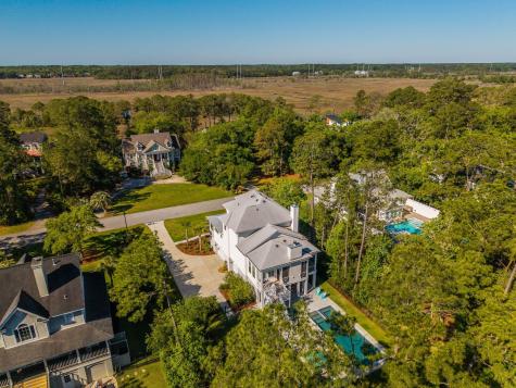 1443 Headquarters Plantation Drive Johns Island SC 29455