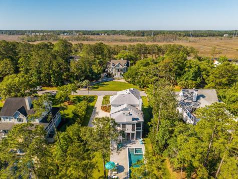 1443 Headquarters Plantation Drive Johns Island SC 29455