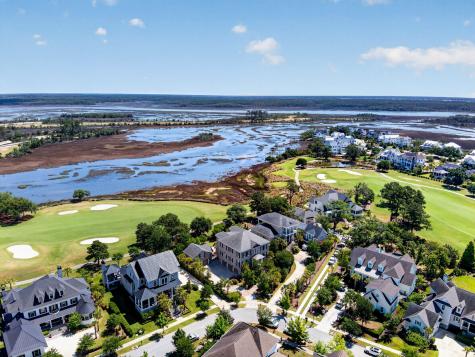 367 Lesesne Street Charleston SC 29492