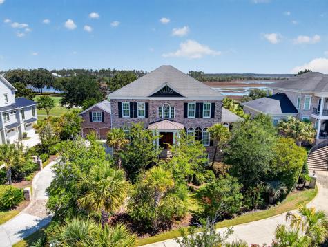 367 Lesesne Street Charleston SC 29492