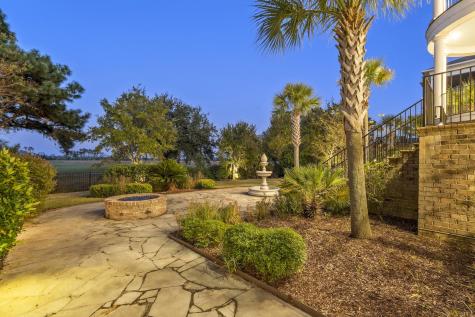 367 Lesesne Street Charleston SC 29492