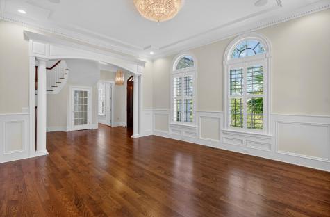 367 Lesesne Street Charleston SC 29492