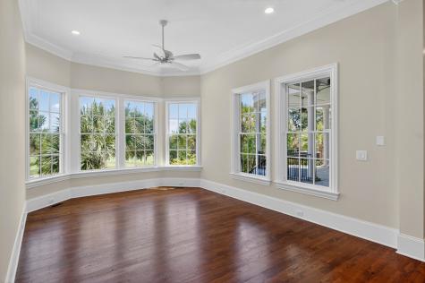 367 Lesesne Street Charleston SC 29492