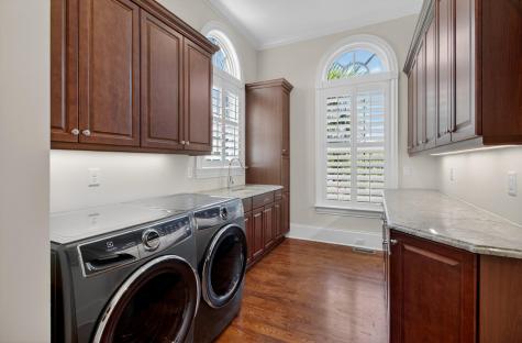 367 Lesesne Street Charleston SC 29492