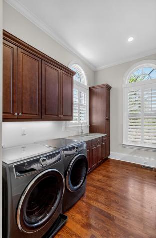 367 Lesesne Street Charleston SC 29492