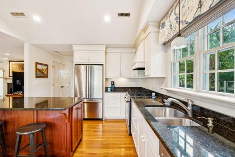119 Freeman Street Mount Pleasant SC 29464