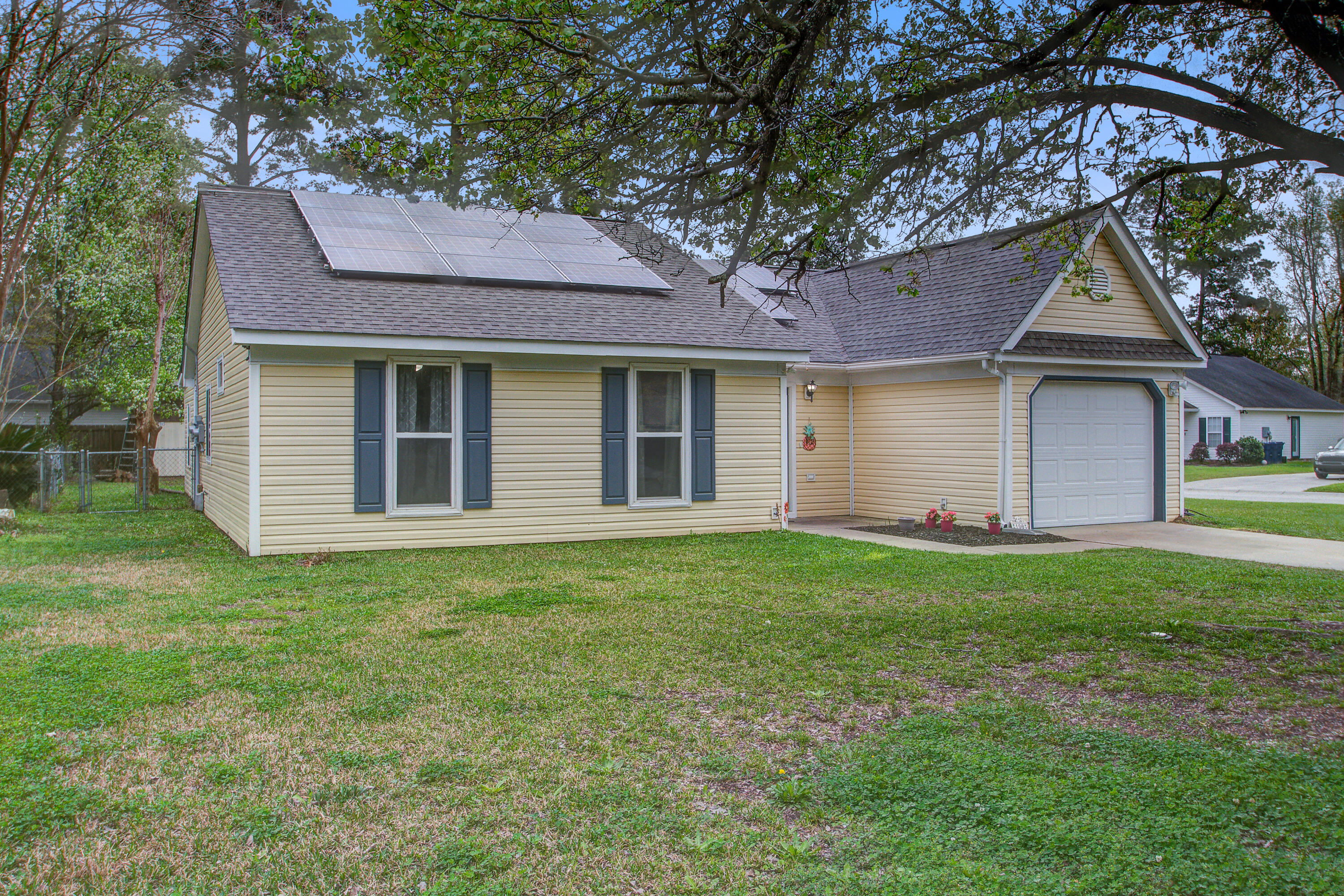100 Tanager Street Summerville SC 29483