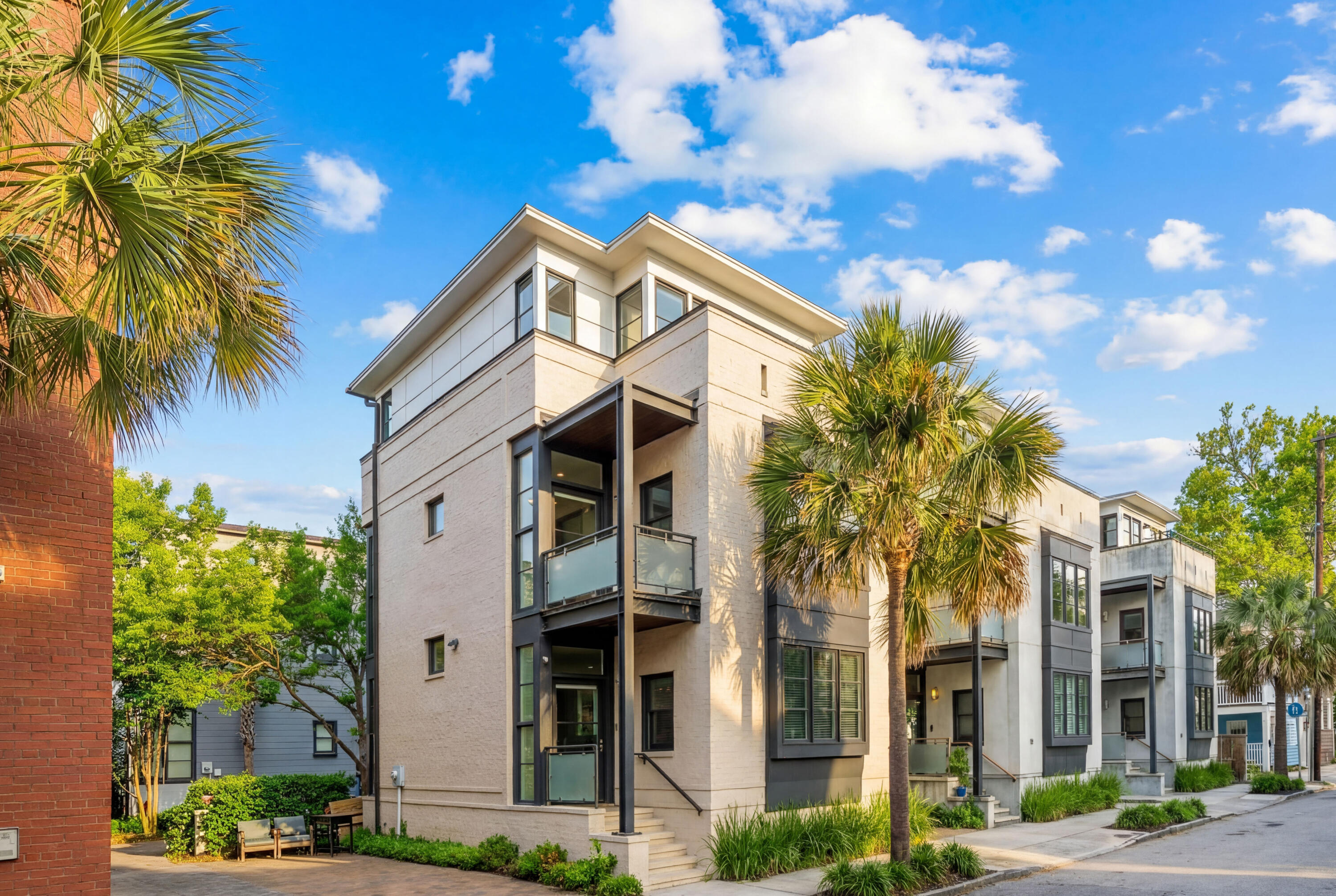 193 Saint Philip Street Charleston SC 29403