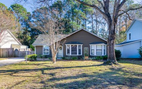 1493 E Crossing Lane Mount Pleasant SC 29466