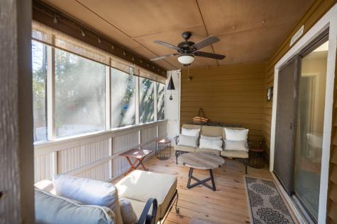 1493 E Crossing Lane Mount Pleasant SC 29466