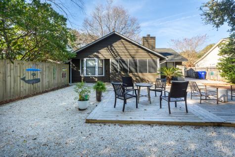 1493 E Crossing Lane Mount Pleasant SC 29466