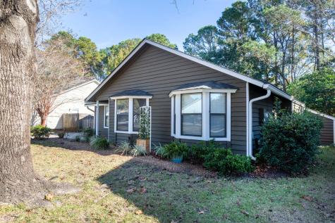 1493 E Crossing Lane Mount Pleasant SC 29466