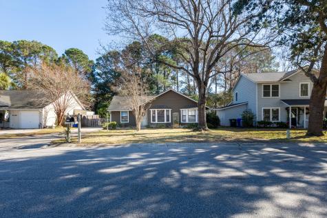 1493 E Crossing Lane Mount Pleasant SC 29466
