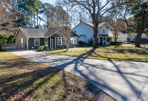 1493 E Crossing Lane Mount Pleasant SC 29466