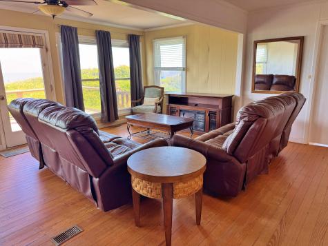 1904 Palmetto Boulevard Edisto Island SC 29438