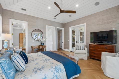967 Royall Avenue Mount Pleasant SC 29464