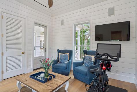 967 Royall Avenue Mount Pleasant SC 29464
