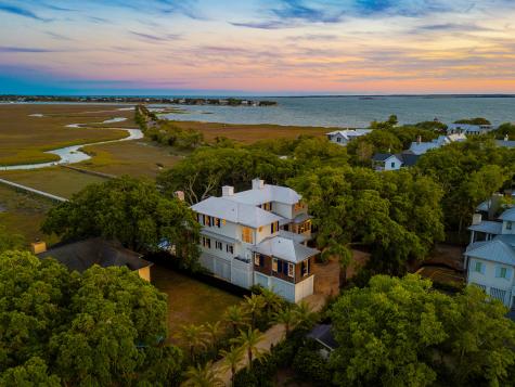 967 Royall Avenue Mount Pleasant SC 29464