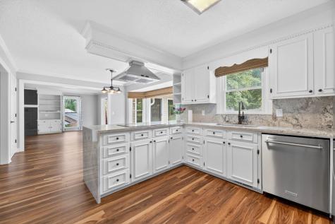106 Santee Cooper Annex Santee SC 29142