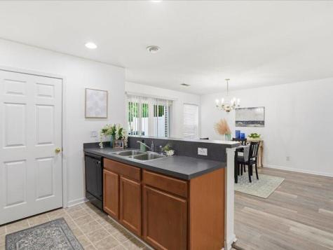9176 Maple Grove Drive Summerville SC 29485