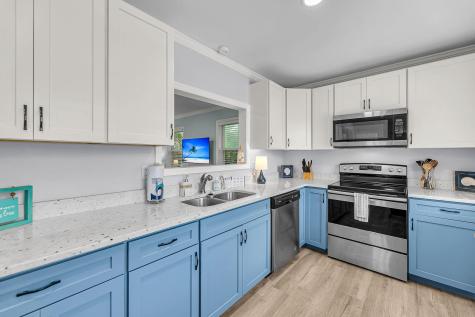 2212 Jenkins Street Edisto Island SC 29438