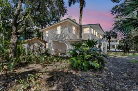2212 Jenkins Street Edisto Island SC 29438