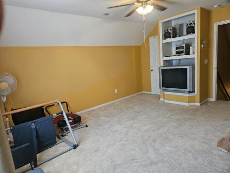 568 Pointe Of Oaks Road Summerville SC 29485