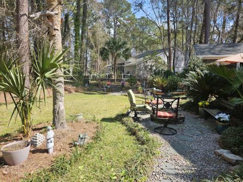 568 Pointe Of Oaks Road Summerville SC 29485