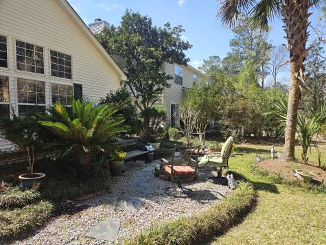 568 Pointe Of Oaks Road Summerville SC 29485