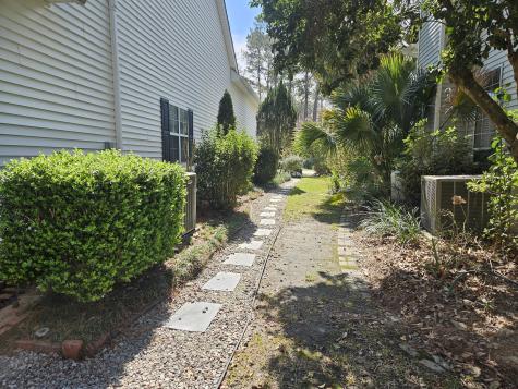 568 Pointe Of Oaks Road Summerville SC 29485
