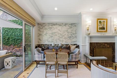 4 Bedons Alley Charleston SC 29401