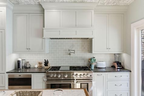 4 Bedons Alley Charleston SC 29401