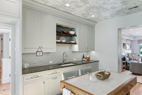 4 Bedons Alley Charleston SC 29401