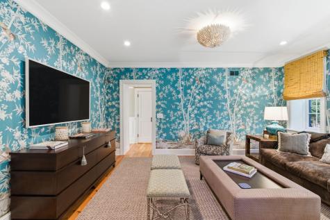 4 Bedons Alley Charleston SC 29401