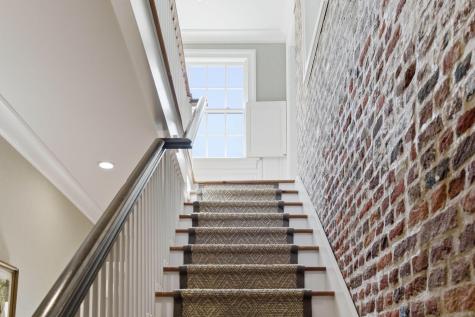 4 Bedons Alley Charleston SC 29401