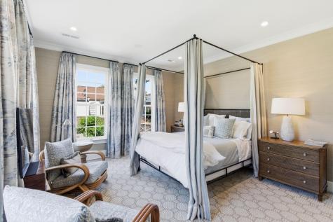 4 Bedons Alley Charleston SC 29401
