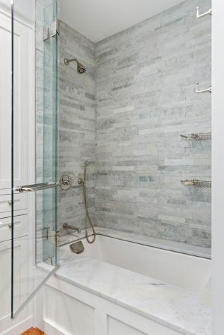 4 Bedons Alley Charleston SC 29401